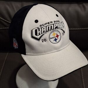 Pittsburgh Steelers Reebok Super Bowl 2005 Champions Hook And Loop Cap